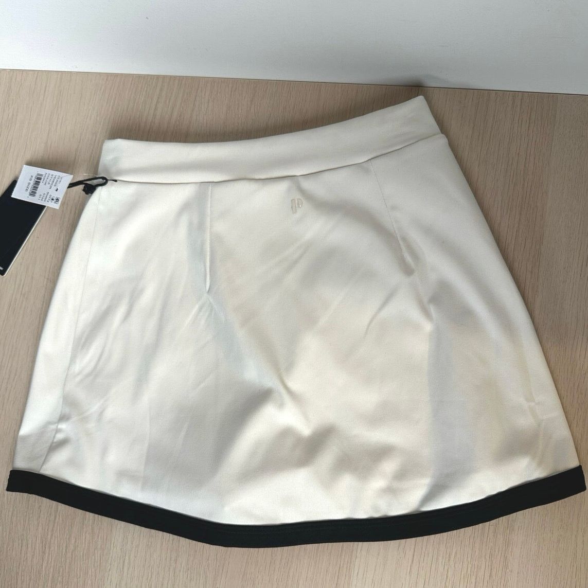 Pacsun PAC 1980 PAC WHISPER Active White Mini Skort - Size XS Size 26" / US 2 / IT 38 - 5 Thumbnail