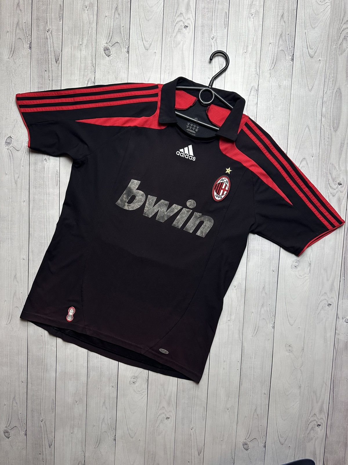Vintage Vintage AC Milan soccer jersey size am black Size US M / EU 48-50 / 2 - 1 Thumbnail