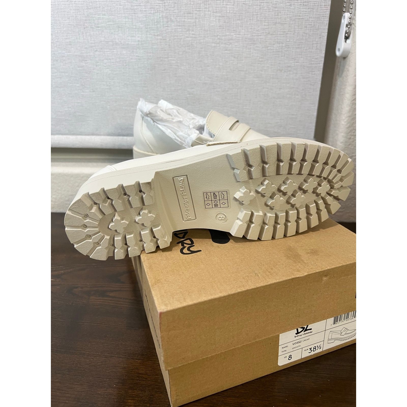 Other Chunky Cream Platform Loafers NWT 8 Size US 8 / IT 38 - 8 Thumbnail