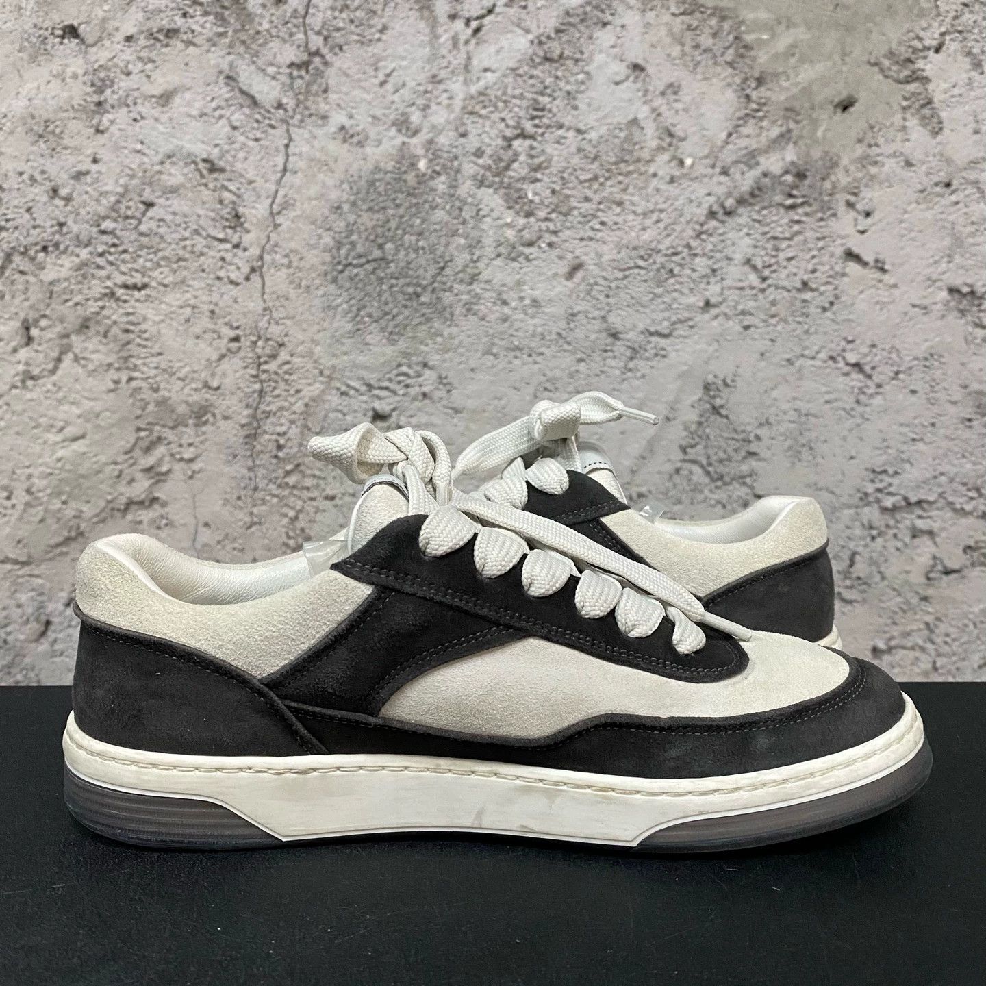 Chanel Chanel Black & White Panda Sneakers 37 Size US 6 / IT 36 - 4 Thumbnail