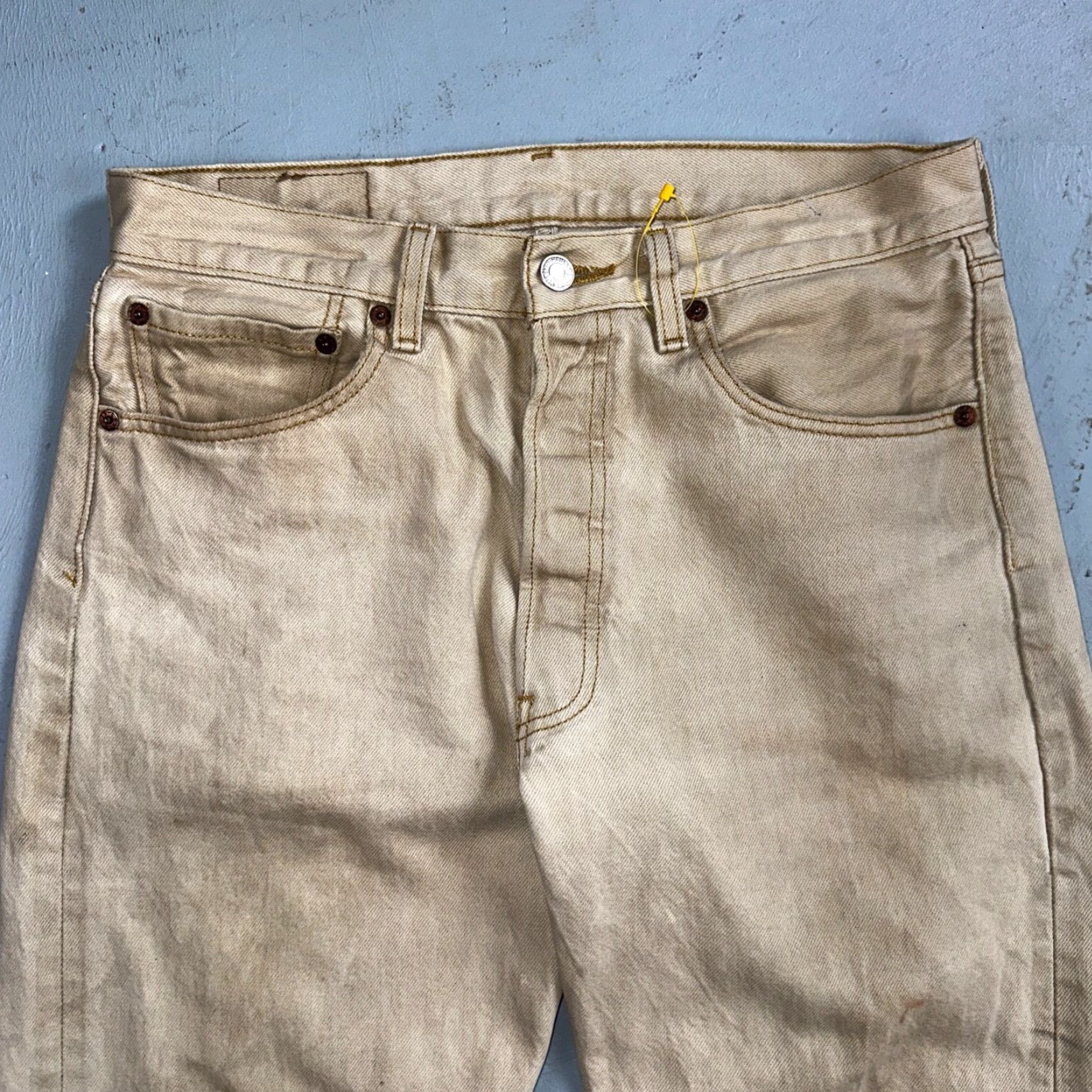 Levi's VINTAGE Levi's 501 Jeans Straight Denim 32x32 Regular Mens Beige Cotton Dark Wash 90s USA Mid Rise Jeans 32in Inseam | Levi's 501 Series Size US 32 / EU 48 - 2 Thumbnail