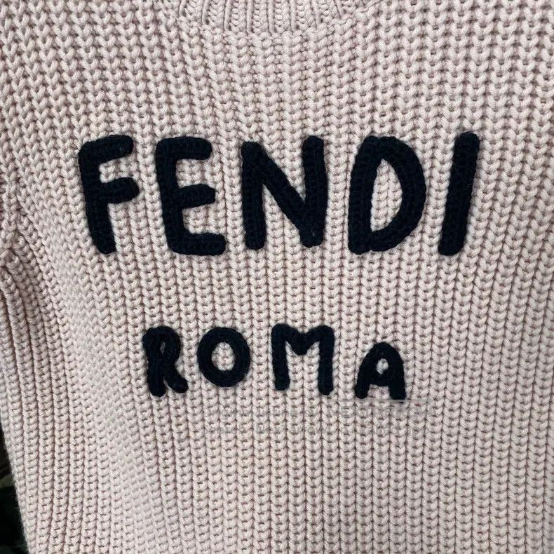 Fendi Fendi Pink Letter Wool Knit Top Size S / US 4 / IT 40 - 9 Thumbnail