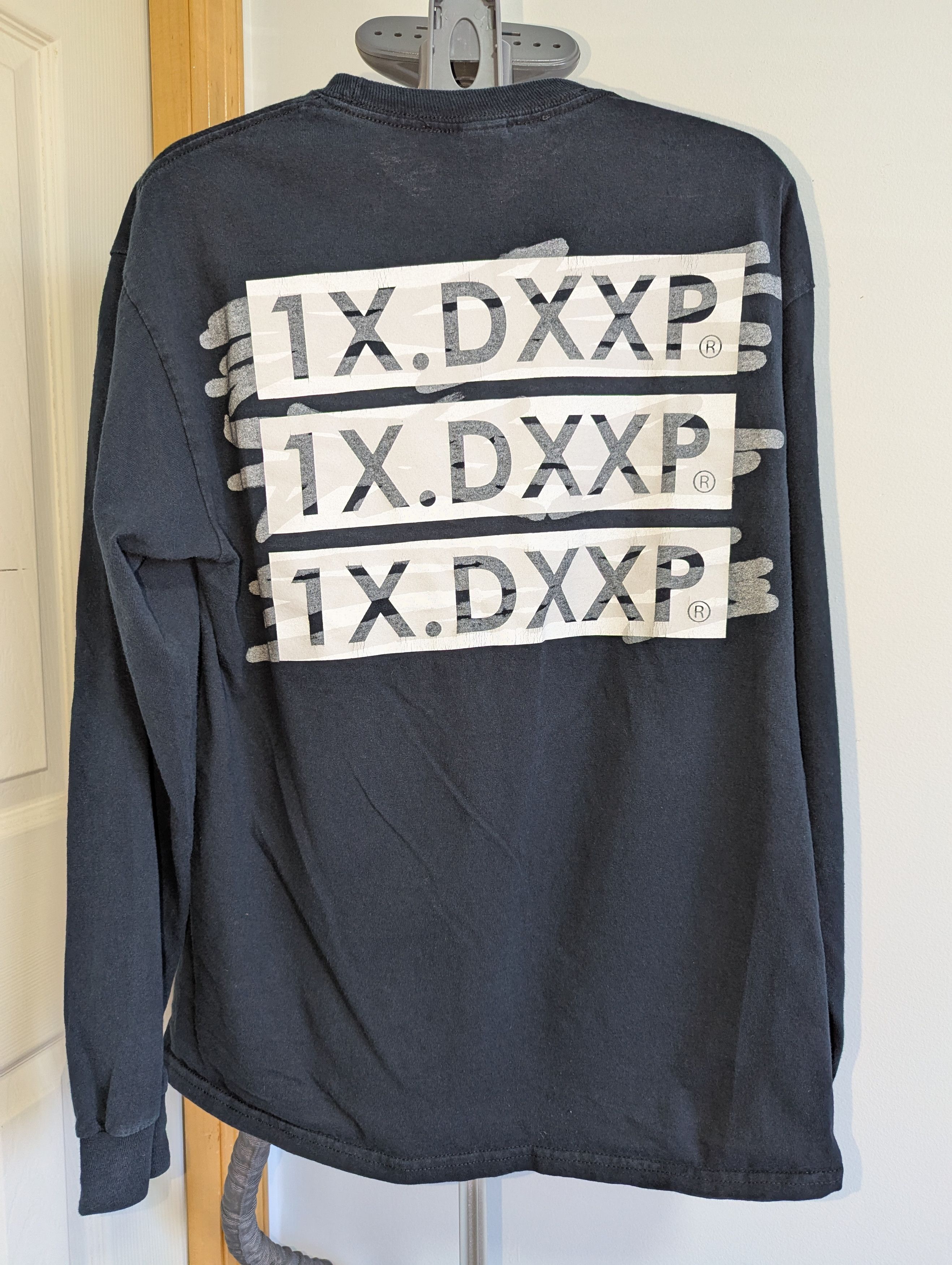 10 Deep Black Long Sleeve from 10 Deep Size US M / EU 48-50 / 2 - 2 Thumbnail