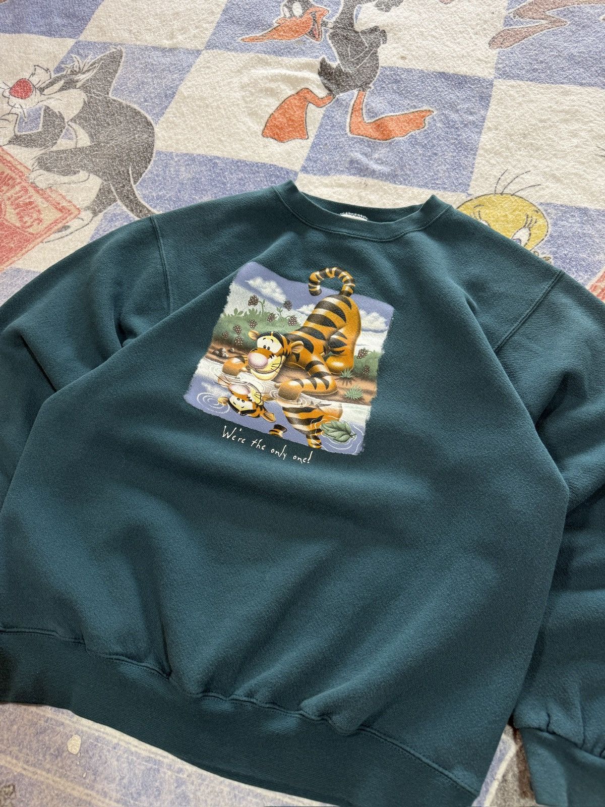 Disney Vintage Tigger crewneck sweatshirt Size US M / EU 48-50 / 2 - 2 Thumbnail