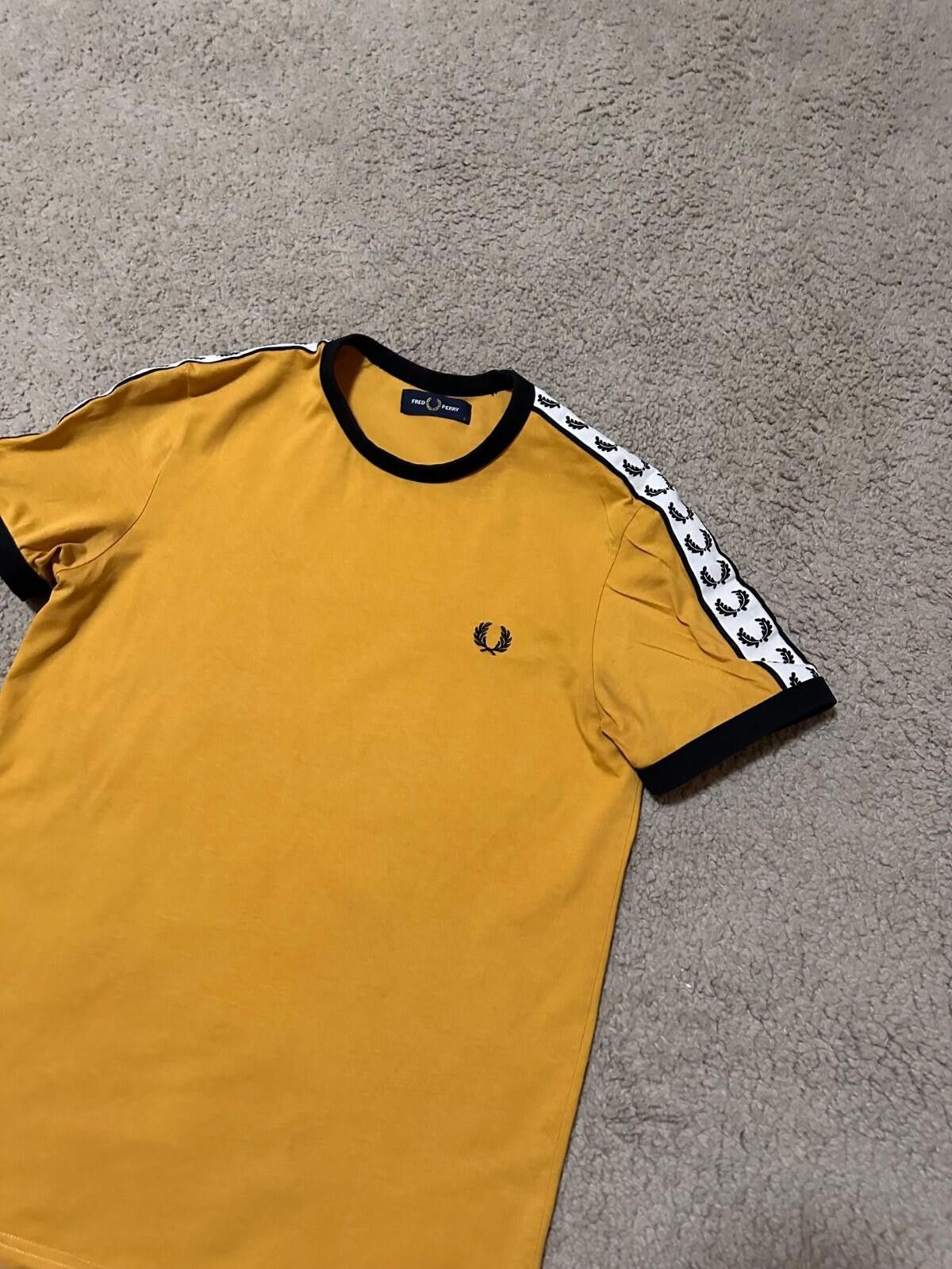 Fred Perry Fred Perry T-Shirt Yellow Lampas Classic Short Sleeve Men's Size US S / EU 44-46 / 1 - 3 Thumbnail