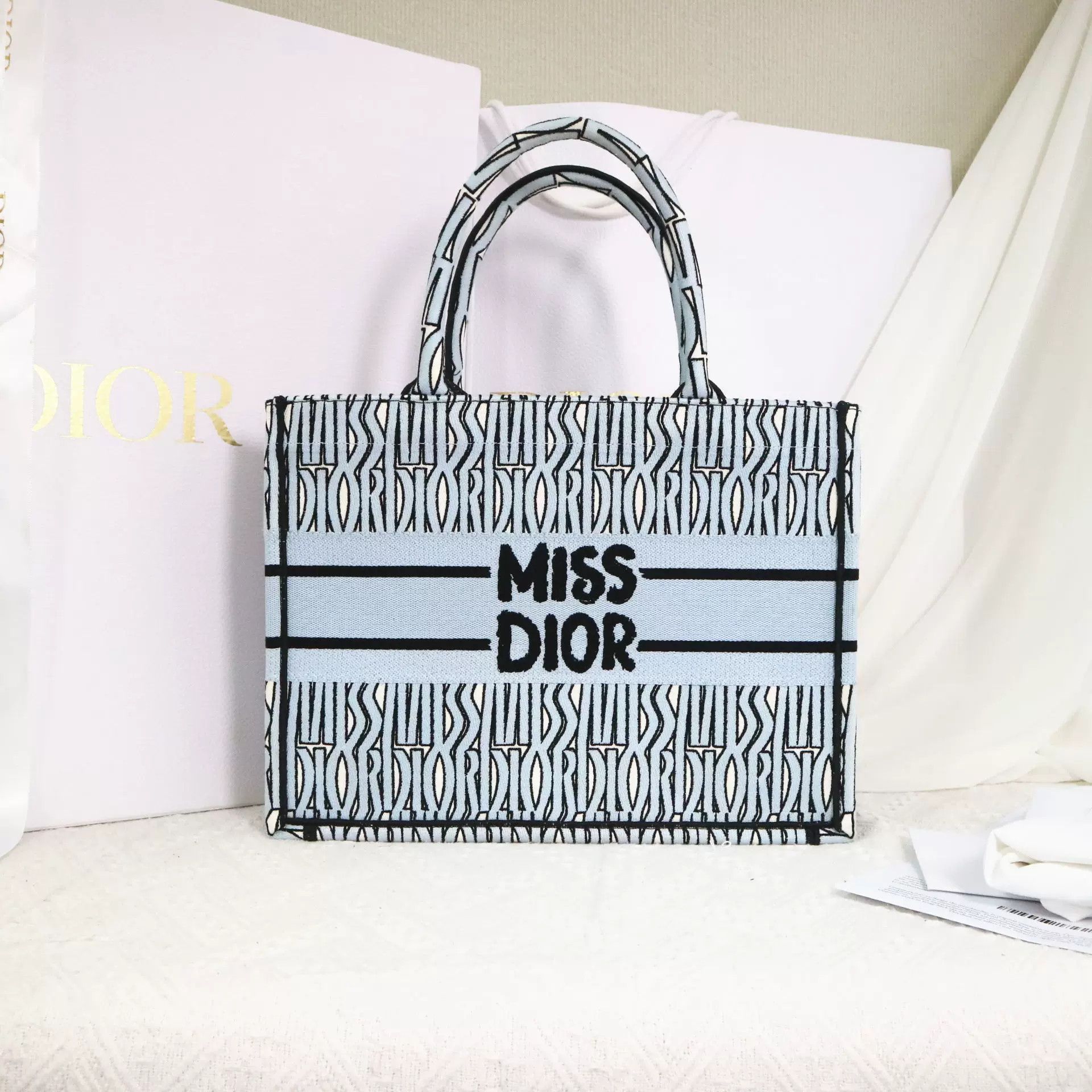 Dior Pre-loved Bag Very good condition Size ONE SIZE - 1 Thumbnail
