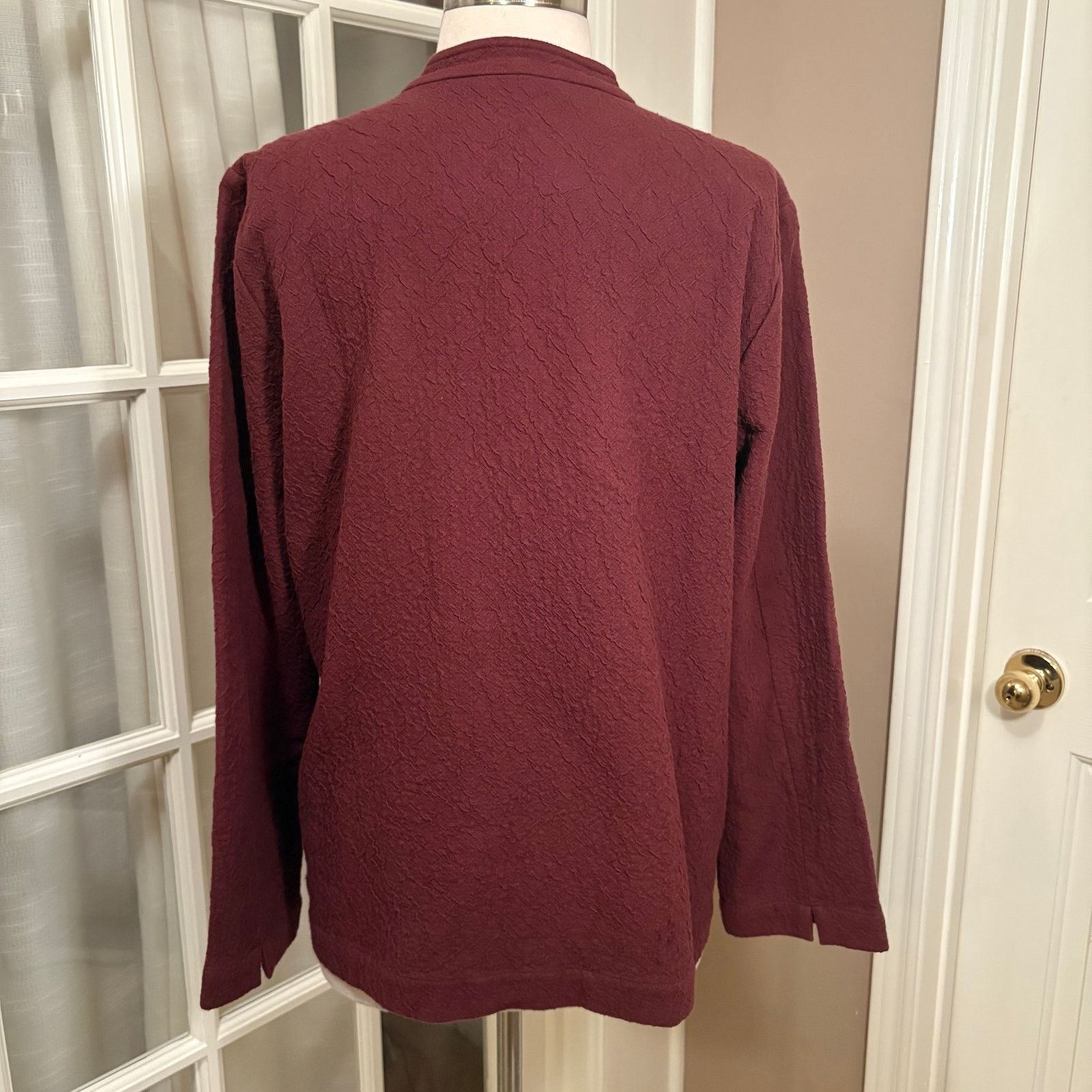 Eileen Fisher Eileen Fisher Organic Cotton Textured Jacket Burgundy Small Size S / US 4 / IT 40 - 3 Thumbnail