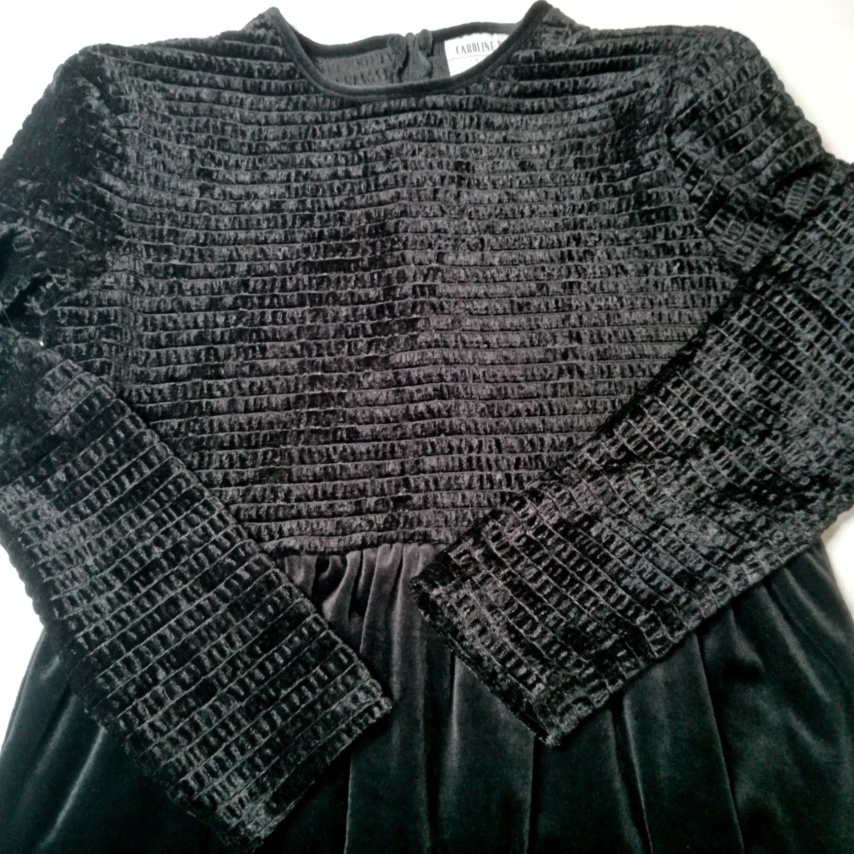 Velour Vintage Caroline Wells Dress Size 8 Black Velour Smocked Top Long Sleeves Midi Size M / US 6-8 / IT 42-44 - 3 Thumbnail