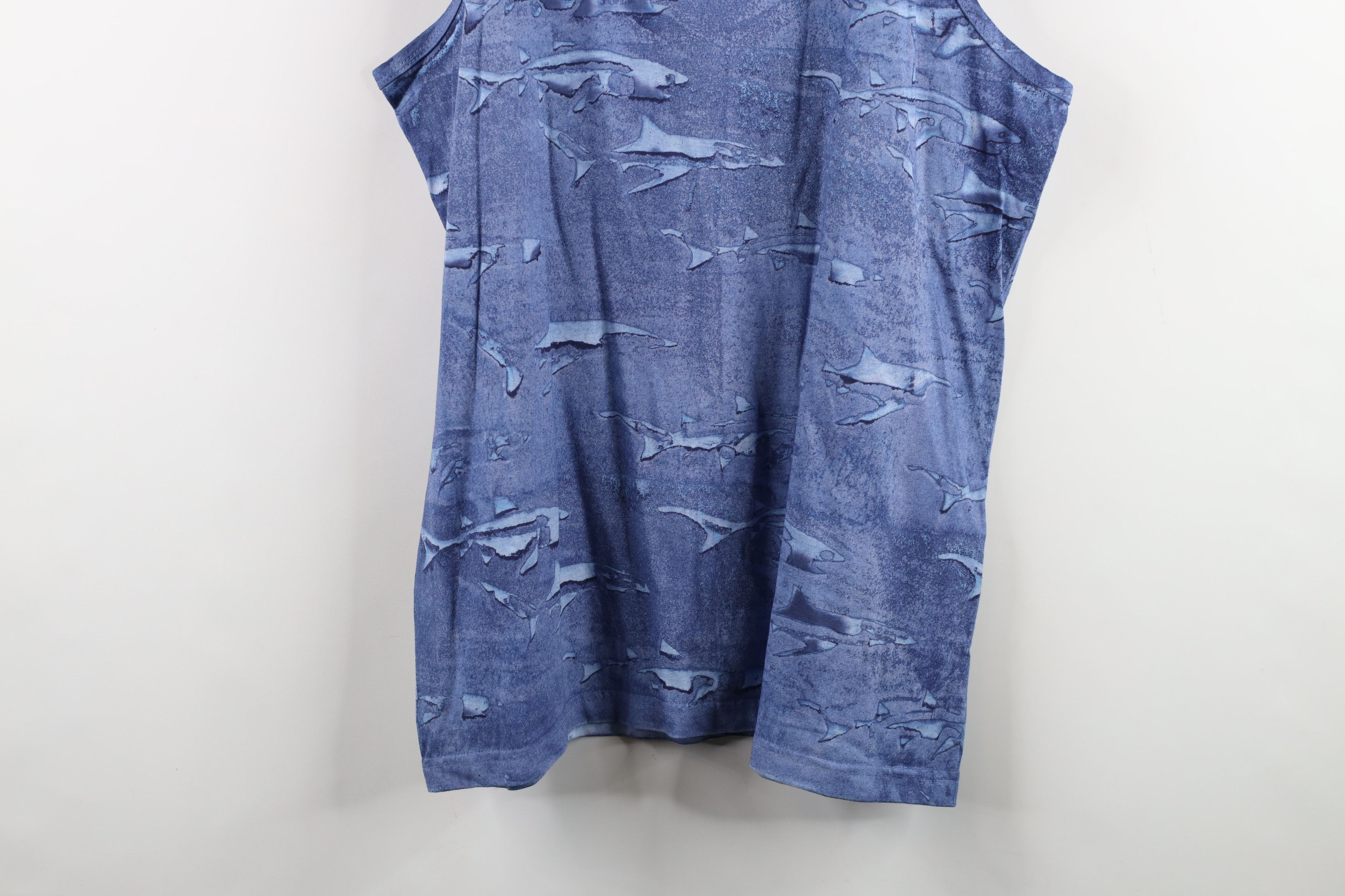 Vintage Vintage 90s Streetwear Shark All Over Print Tank Top T-Shirt Size US XL / EU 56 / 4 - 9 Thumbnail