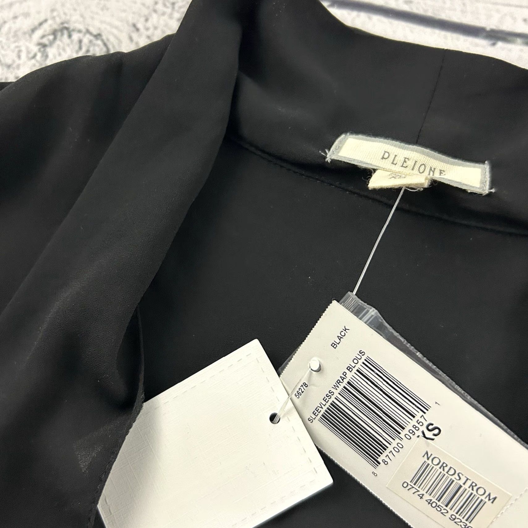 Vintage Pleione Sleeveless Blouse XS Women's Black Size XS / US 0-2 / IT 36-38 - 4 Thumbnail