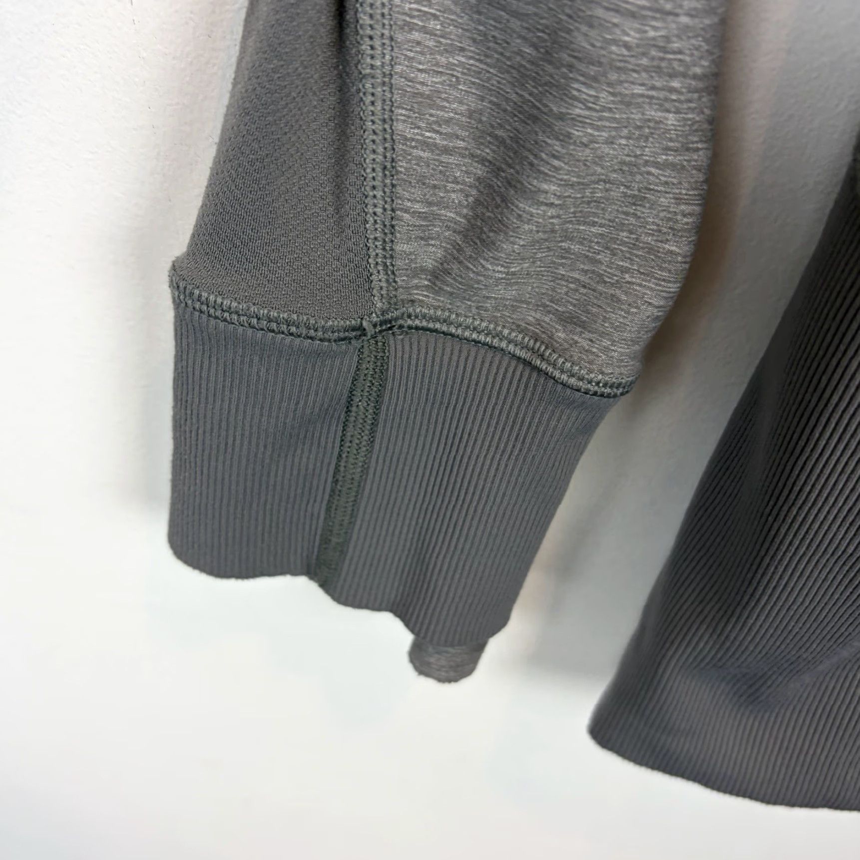 Lululemon Daily Practice Jacket Women 10 Gray Full Zip Hooded Athleisure Casual Jacket Womens Women?