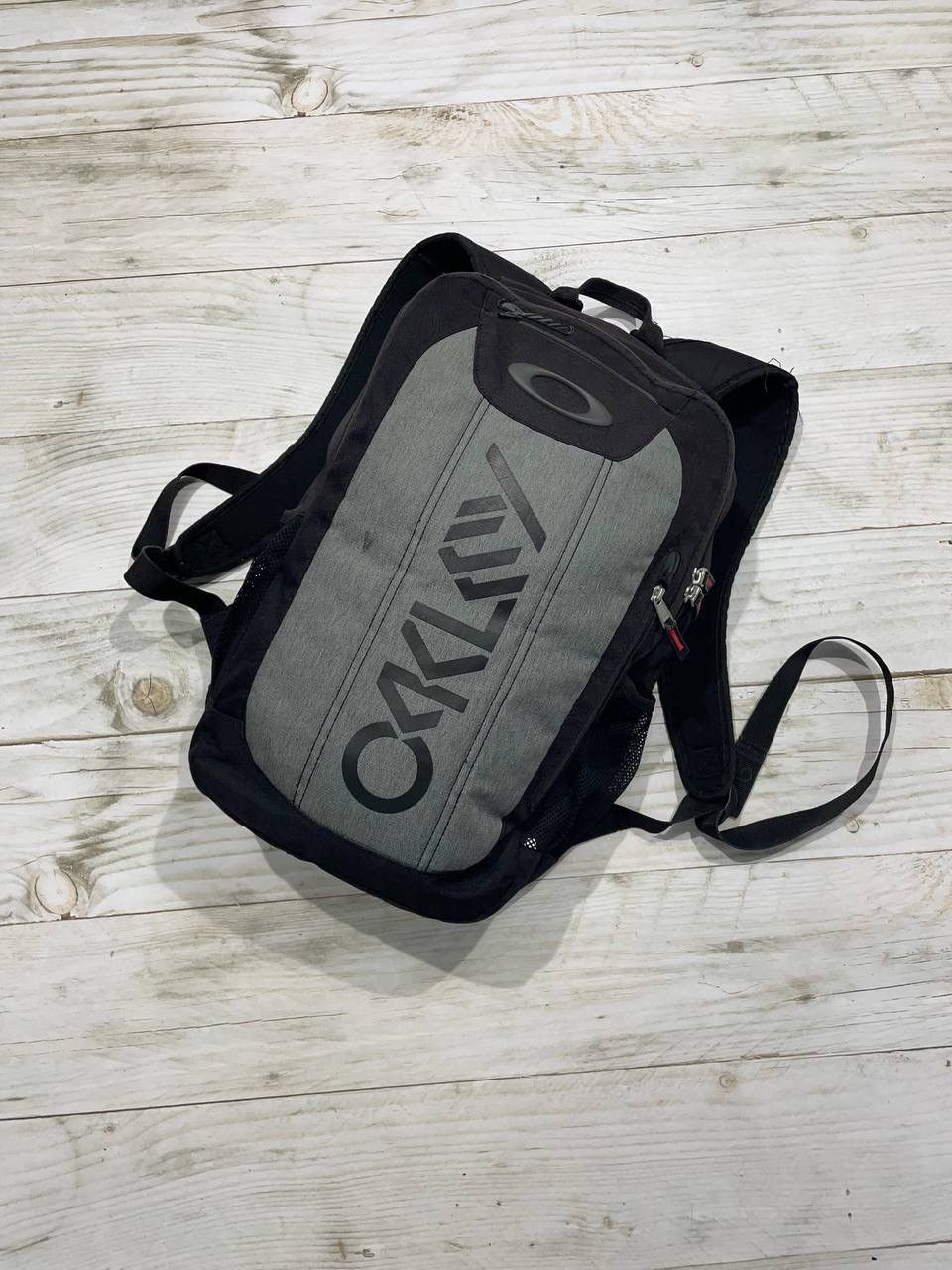 Oakley Vintage Oakley Backpack Laptop Bag 00s Size ONE SIZE - 1 Thumbnail