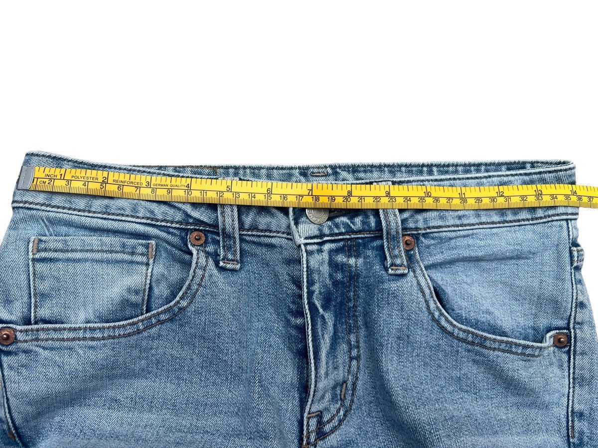 Blue Blue Japan HR Market Blue Blue Japan Lowrise Flare Denim Jeans 28x32.5 Size 28" / US 6 / IT 42 - 11 Thumbnail