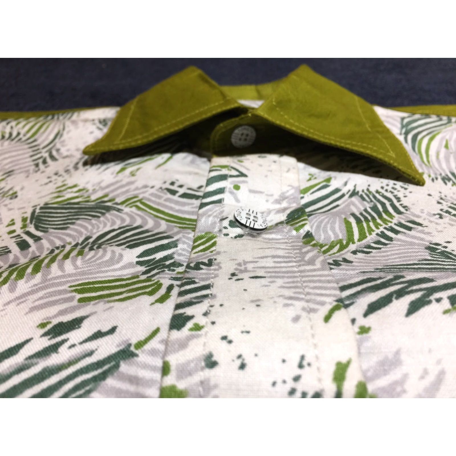 Vintage VINTAGE Unbranded Men's Button-Up Shirt XL Green Floral Short Sleeve Cotton Adult Size US XL / EU 56 / 4 - 5 Thumbnail