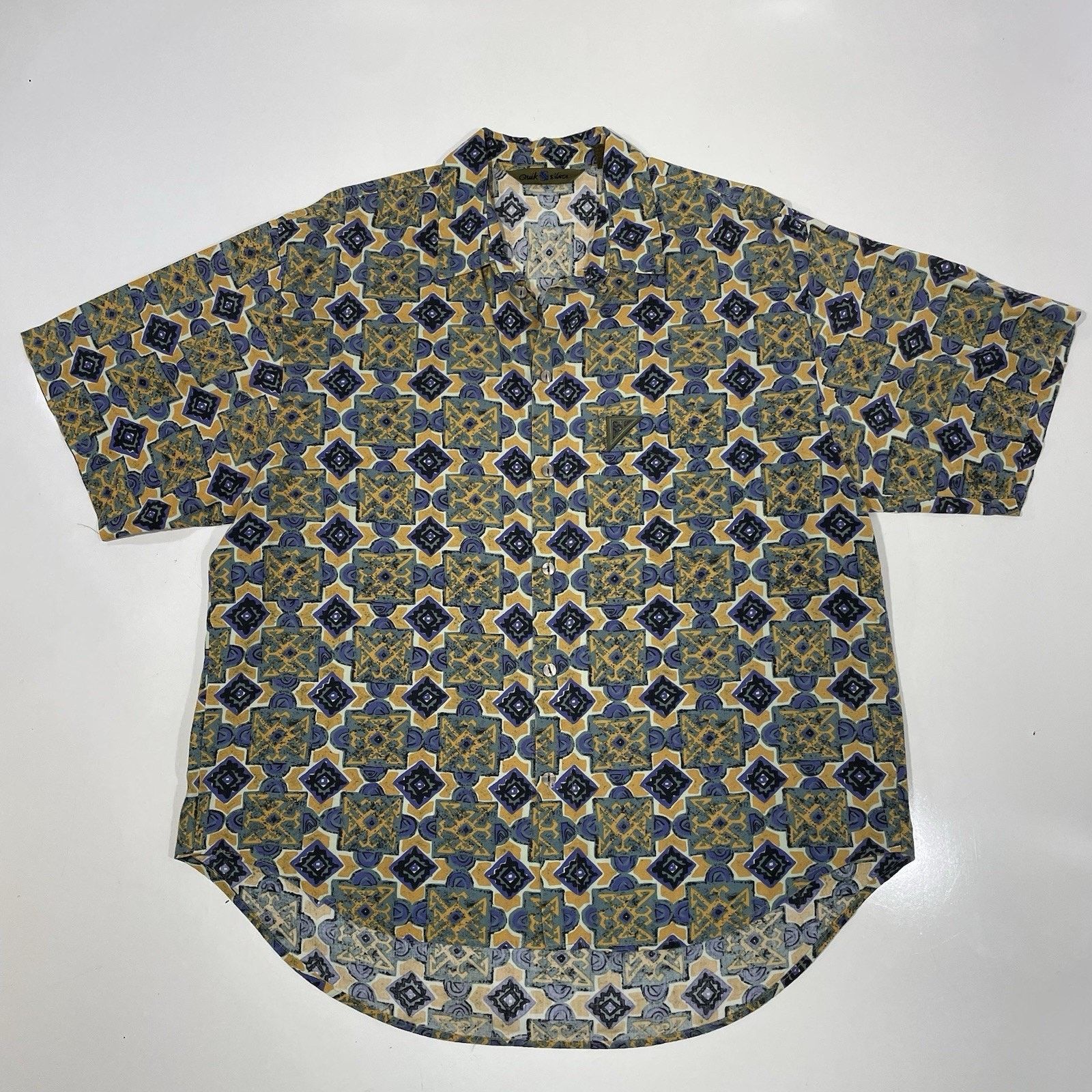 Quiksilver Vintage Y2K Quiksilver Geometric Hawaiian Shirt Men's Size S Size US S / EU 44-46 / 1 - 1 Thumbnail