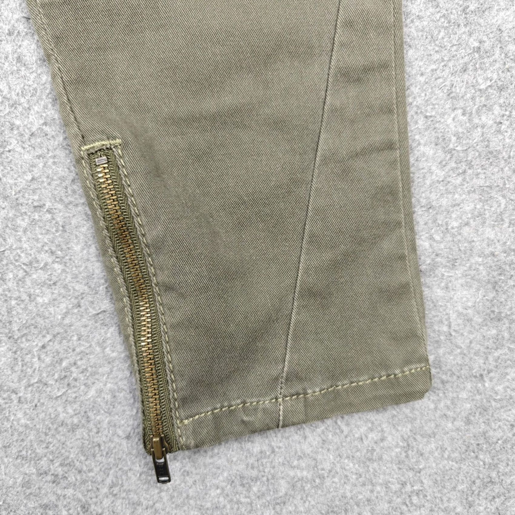 Free People Free People Pants Womens 26 Green Twill Cargo Slim Ankle Zip Stretch Pockets Size 26" / US 2 / IT 38 - 2 Thumbnail