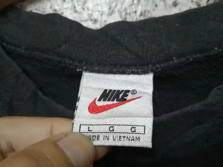 Nike × Vintage 🔥 Rare 🔥 Vintage Nike Mini Swoosh Very Rare Size L Size US L / EU 52-54 / 3 - 3 Thumbnail