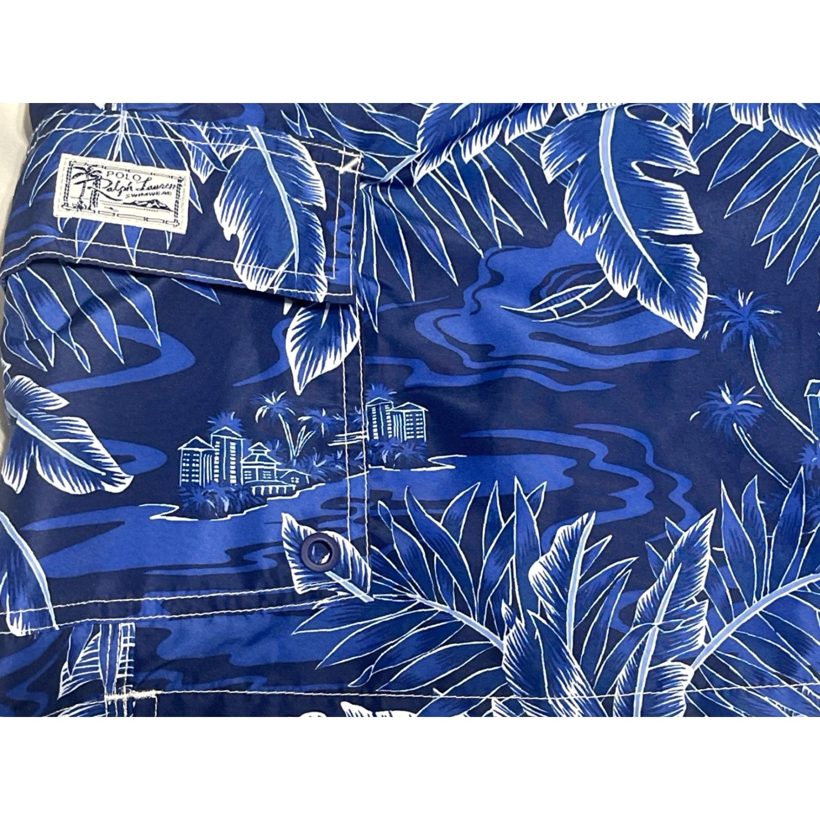 Polo Ralph Lauren Polo Ralph Lauren Kailua Tropical Print Board Shorts Men’s Size Medium Blue Size US M / EU 48-50 / 2 - 2 Thumbnail