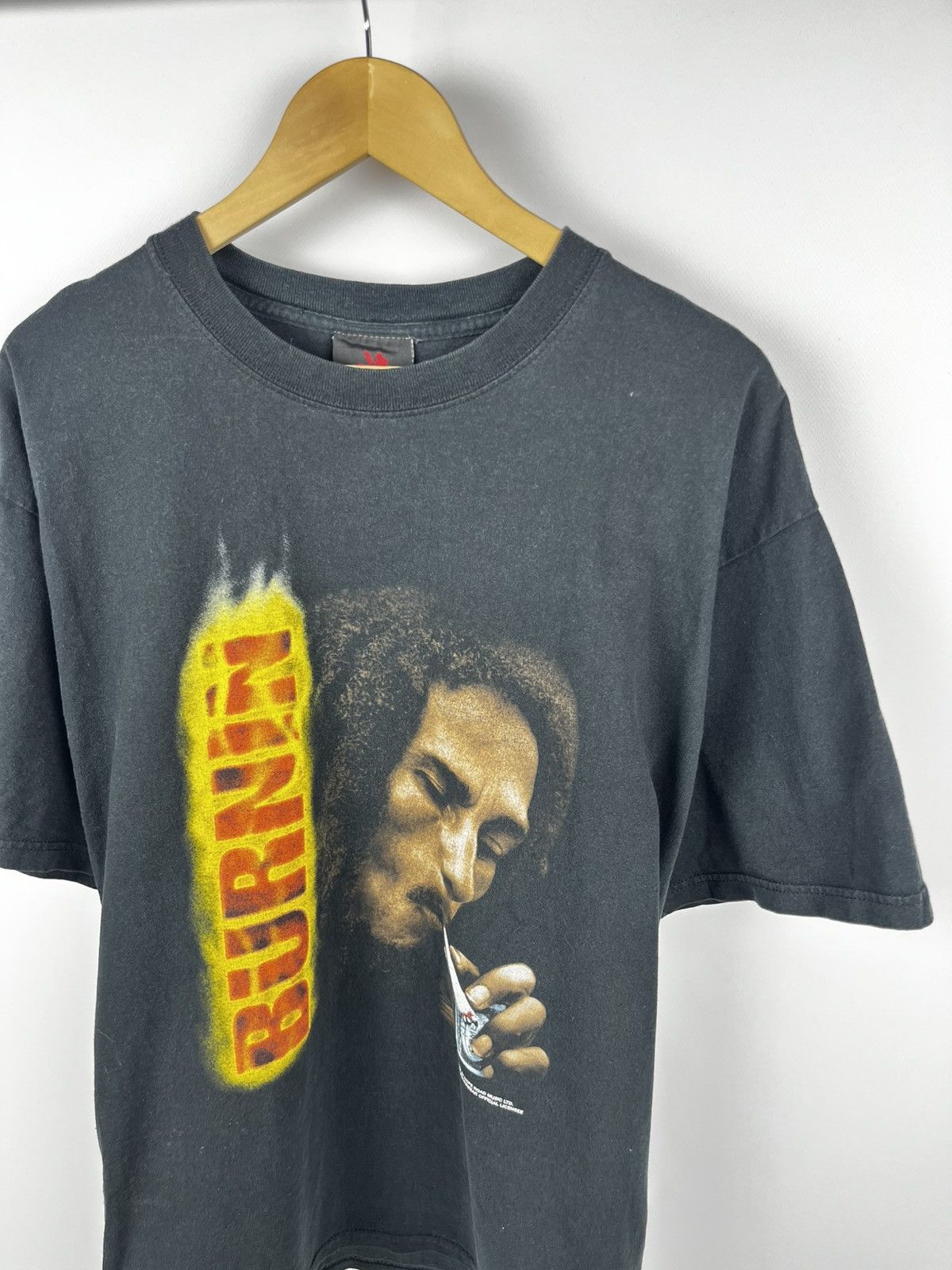 Band Tees Bob Marley Burnin 2004 Vintage Black T Shirt Men By Zion Size US XL / EU 56 / 4 - 5 Thumbnail