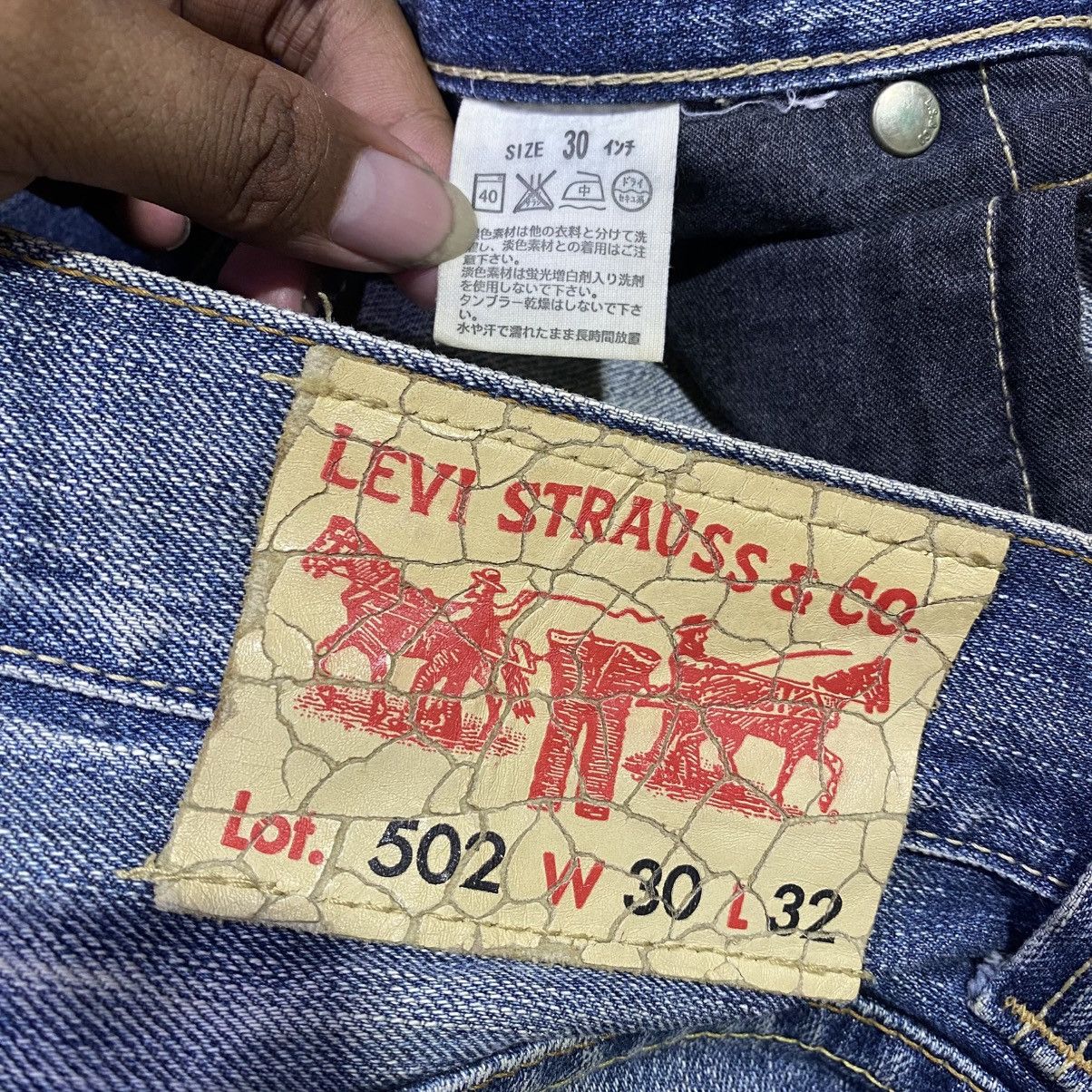 Levi's Vintage Clothing × Vintage 2000s Y2K Levis 502 Distressed Jeans Size US 30 / EU 46 - 8 Thumbnail