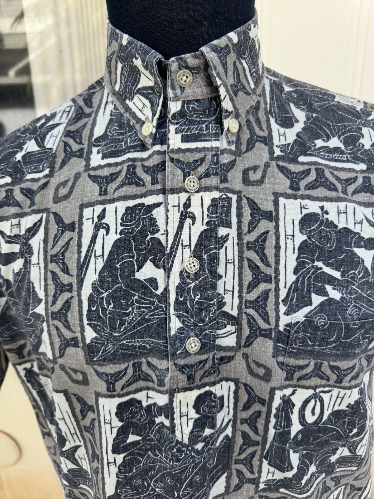 Reyn Spooner PeOwned Reyn Spooner Dietrich Varez Men's S Black/Gray Size US S / EU 44-46 / 1 - 3 Thumbnail