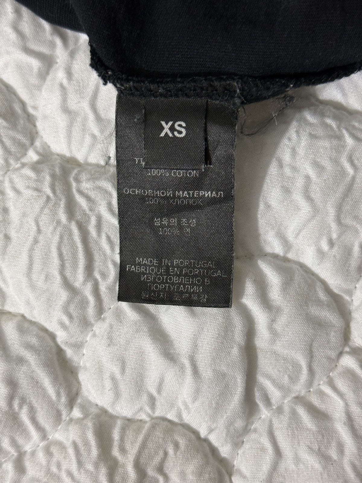 Vetements Vetements Human Rights / Human Identity T Shirt Size US XS / EU 42 / 0 - 7 Thumbnail