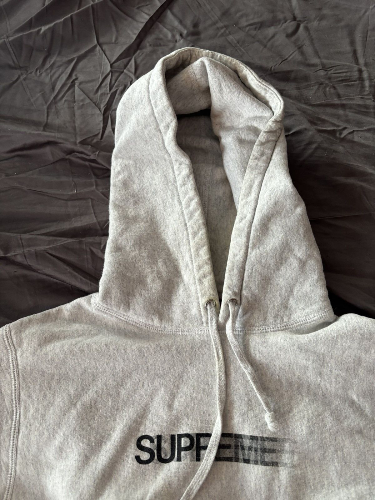 Supreme Supreme Motion Logo 2020 (Ash grey) Size US M / EU 48-50 / 2 - 5 Thumbnail