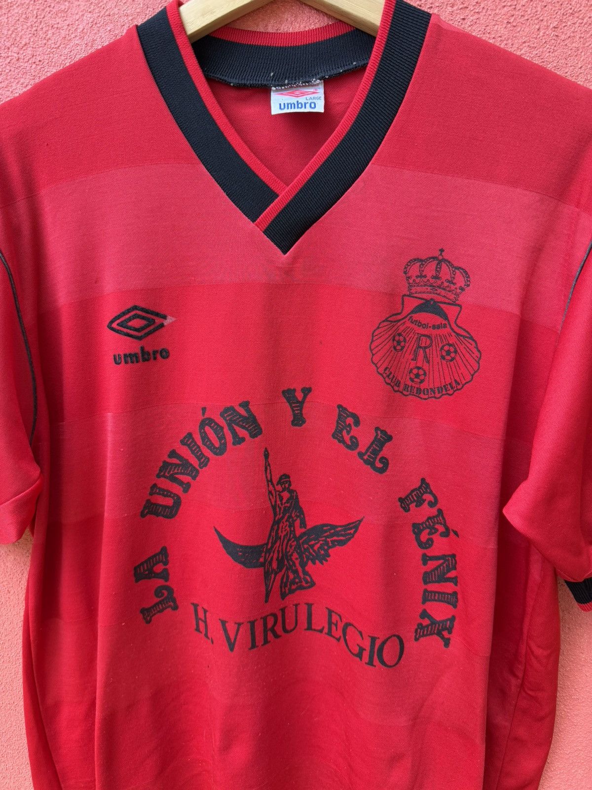 Umbro Matchworn Redondela Futbol Sala FC Size US L / EU 52-54 / 3 - 4 Thumbnail