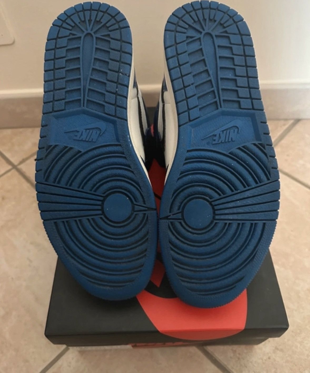 Nike Jordan 1 Game Royal Size US 8.5 / EU 41-42 - 5 Thumbnail