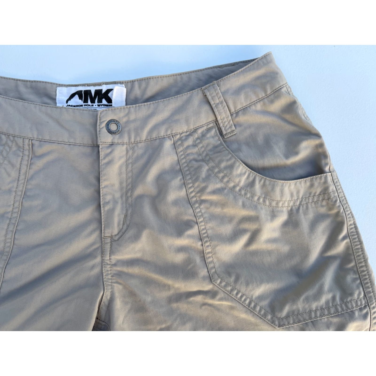 Mountain Khakis VINTAGE Mountain Khakis Shorts Women’s Sz 2 Beige 100% Nylon Outdoor Activewear Solid Pockets Chino Size 26" / US 2 / IT 38 - 5 Thumbnail