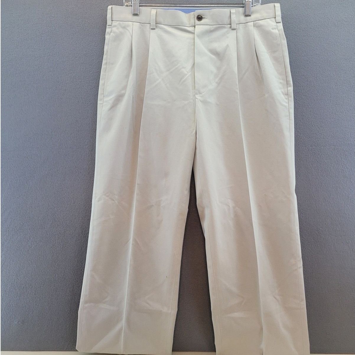 Brooks Brothers Brooks Brothers Elliot Lightweight Advantage Chino Pants 34 Size US 34 / EU 50 - 1 Thumbnail