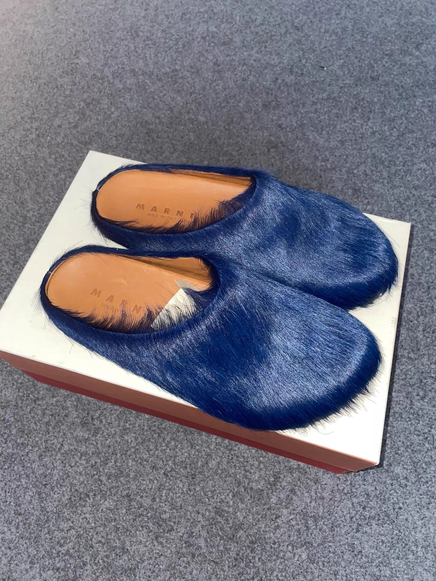 Maison Margiela Marni Horse Hair Slippers In Stock Size US 8 / EU 41 - 2 Thumbnail
