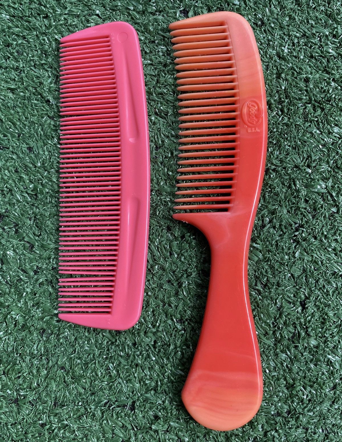 Other Vintage 80’s Goody Set Of 2 Pink Purse Pocket Combs USA Made Size ONE SIZE - 2 Thumbnail