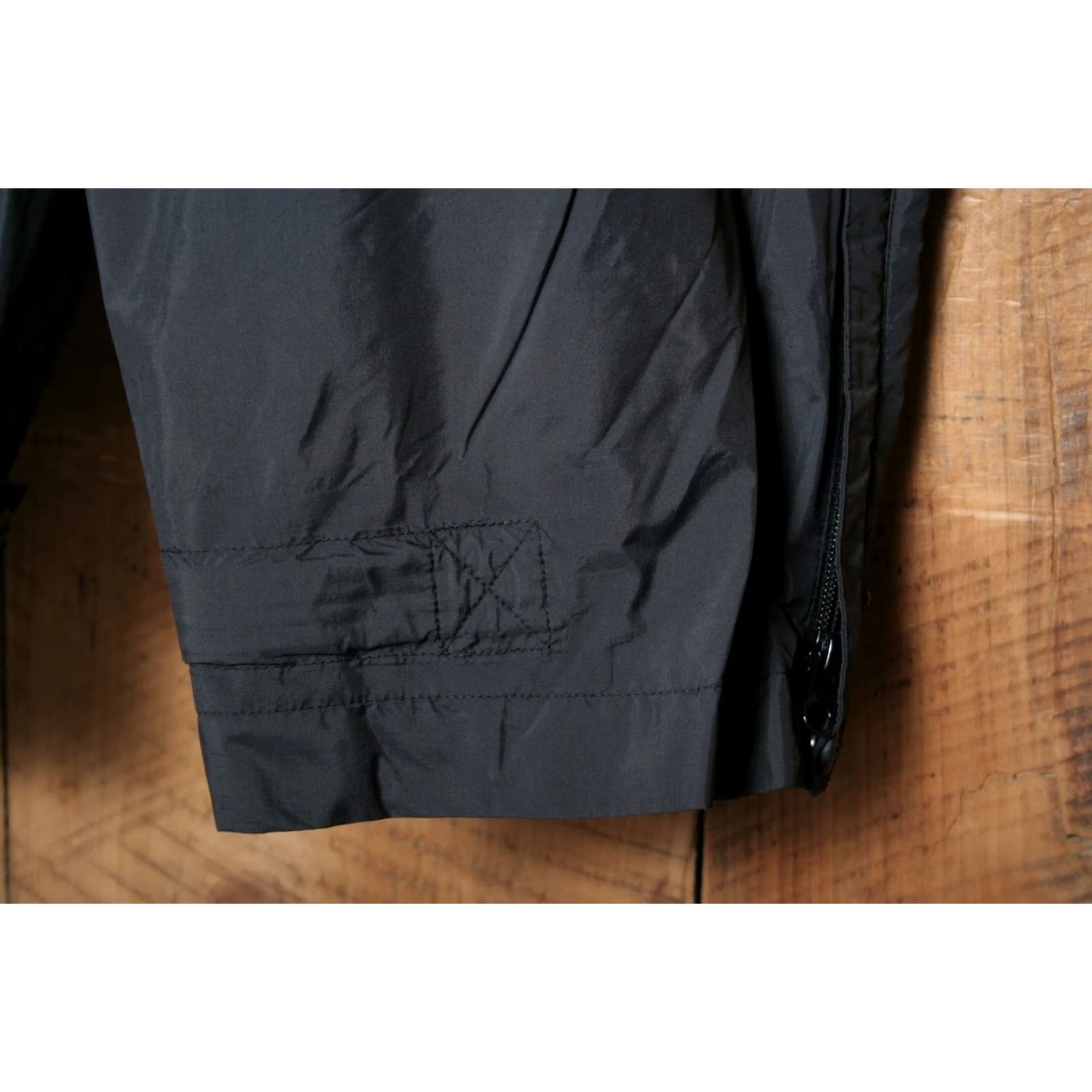 Adidas VINTAGE adidas Climashell Storm Black Gray Track Golf Pants XL Men Regular Inseam 33 Rain Pants NYLON Zip Pockets 2-Ply Double-Zip Sides Size US 36 / EU 52 - 7 Thumbnail
