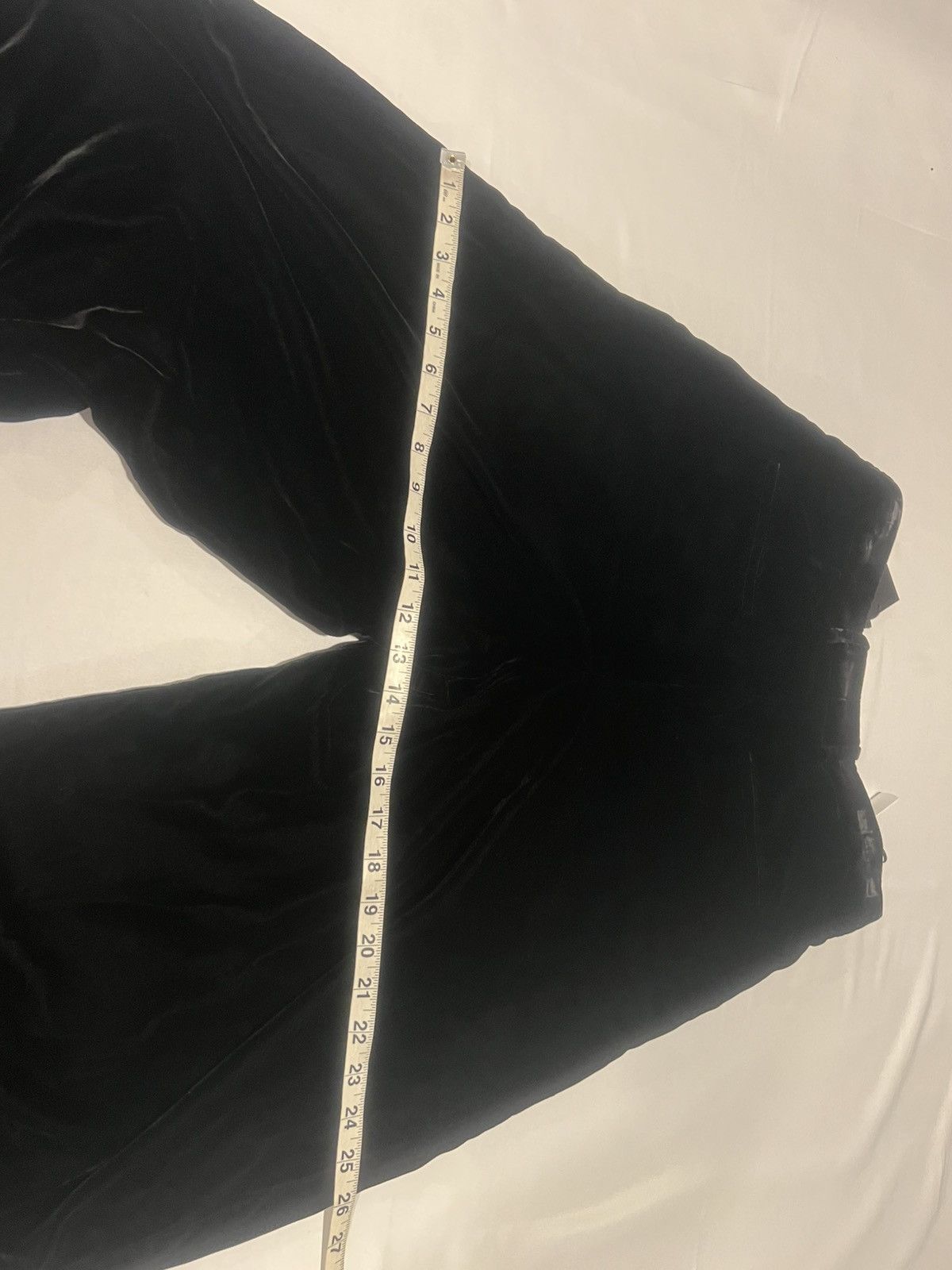 Saint Laurent Paris Saint Laurent wide leg velvet pants. 44/28. $2890 Size US 30 / EU 46 - 13 Thumbnail