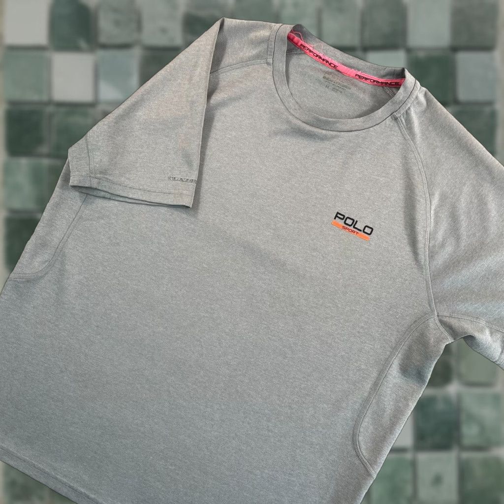 Vintage Polo Ralph Lauren Sport Performance T Shirt Men Medium Gray Chest Logo Wicking Size US M / EU 48-50 / 2 - 1 Thumbnail