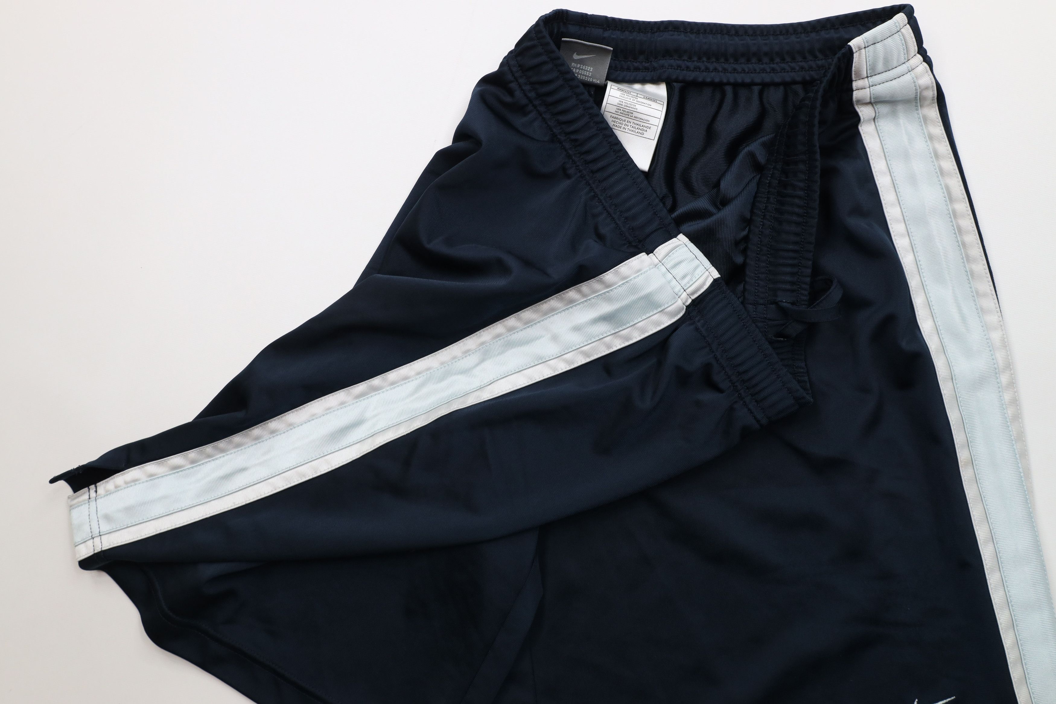 Nike Vintage Y2K Nike Travis Scott Mini Swoosh Basketball Shorts Size 30" / US 8 / IT 44 - 6 Thumbnail