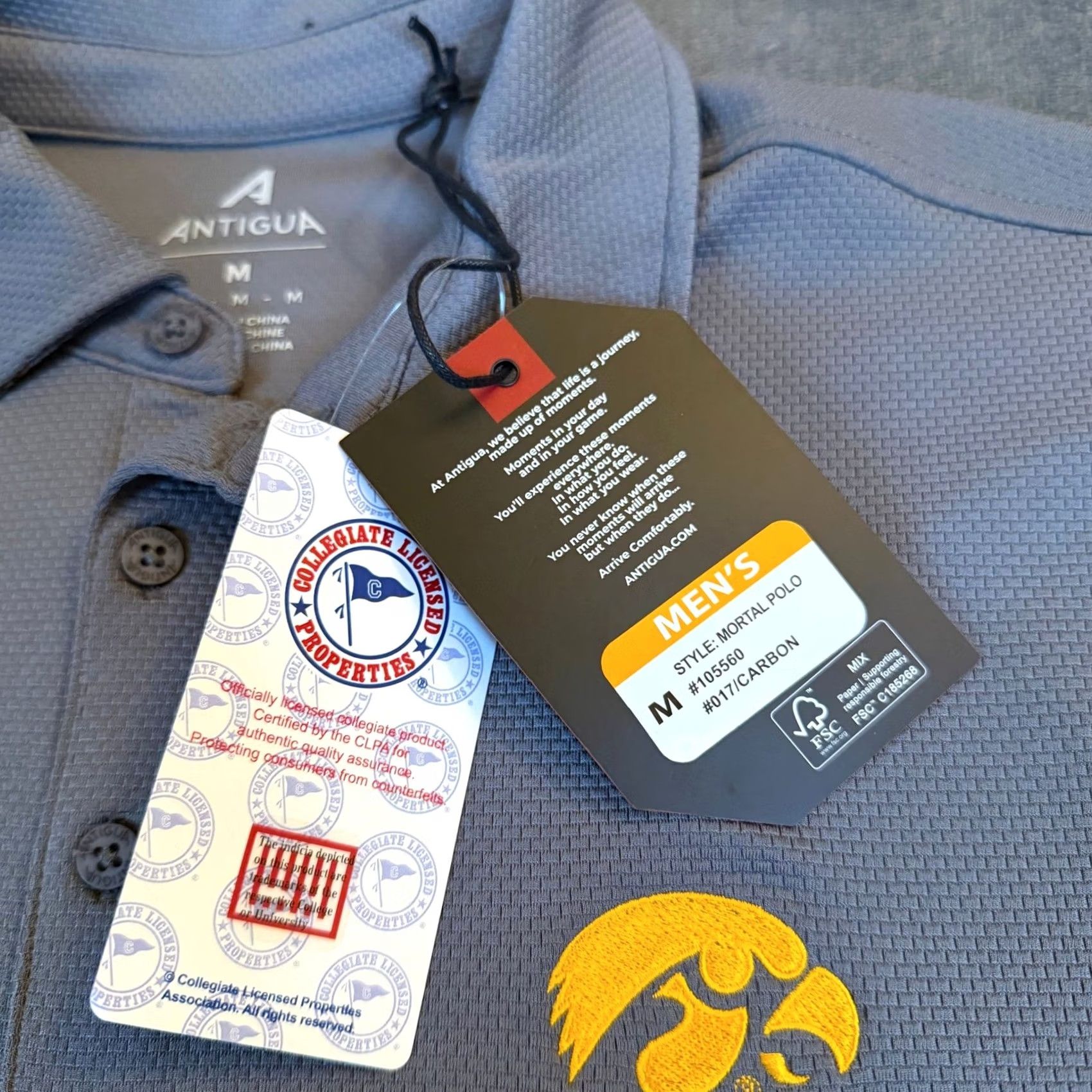 Vintage Antigua Mortal Polo Shirt Mens Medium Carbon Gray 105560 NWT Iowa Hawkeyes NCAA Collegiate Golf Performance Textured Polo Men’s Medium Carbon Gray Size US M / EU 48-50 / 2 - 3 Thumbnail
