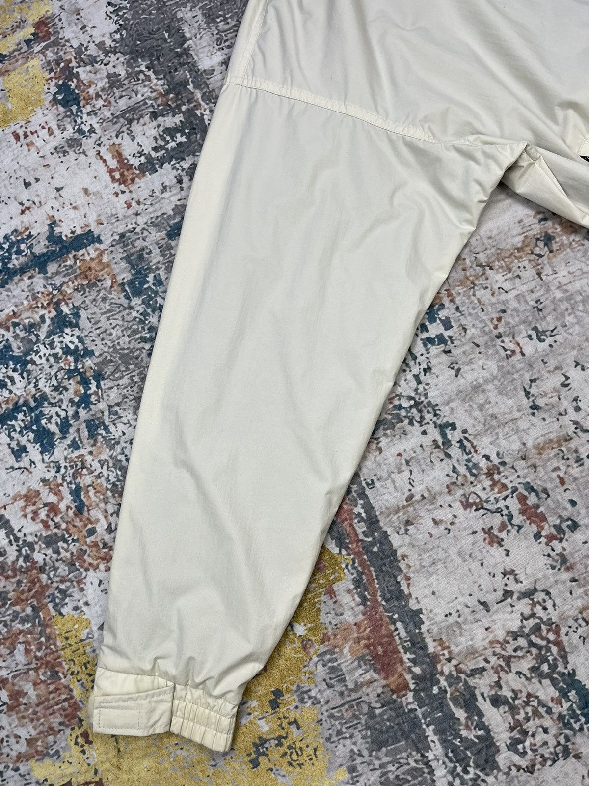 The North Face Vintage The North Face Pocketable Windbreaker Jackets Size US L / EU 52-54 / 3 - 8 Thumbnail