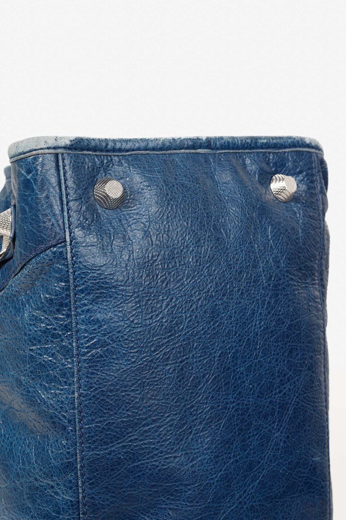Balenciaga Balenciaga City Wrinkle Leather Slouchy Bag with Giant Studs Size ONE SIZE - 6 Thumbnail