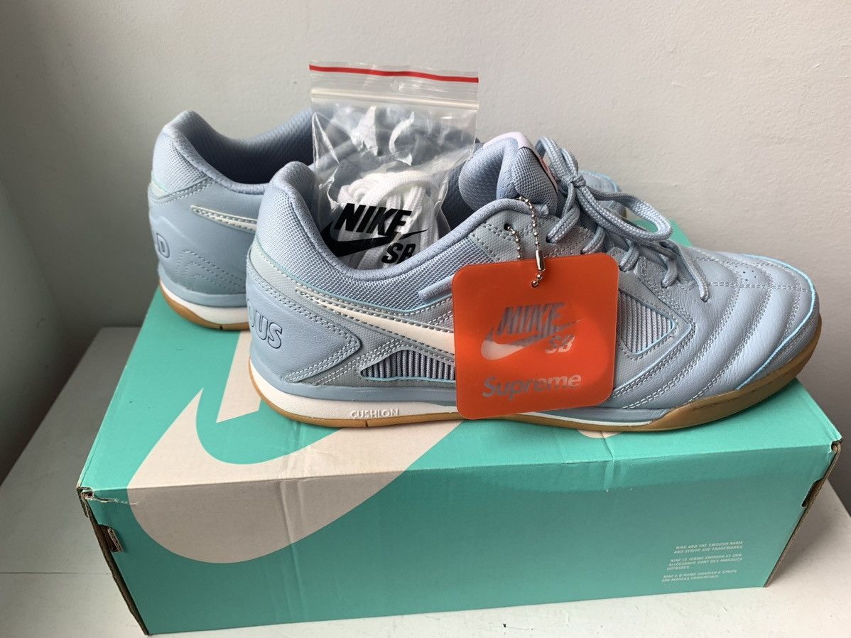Nike × Supreme Nike SB Supreme Gato QS LT Armory Blue 9 Size US 9 / EU 42 - 3 Thumbnail