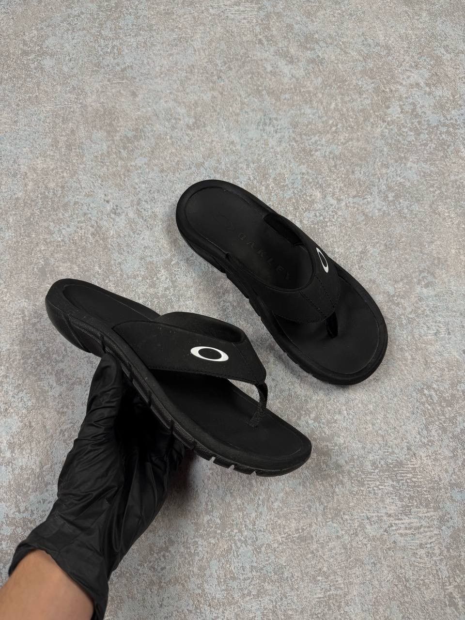 Oakley Oakley Vintage Black Opium Style Slippers 26cm Size US 8.5 / EU 41-42 - 2 Thumbnail
