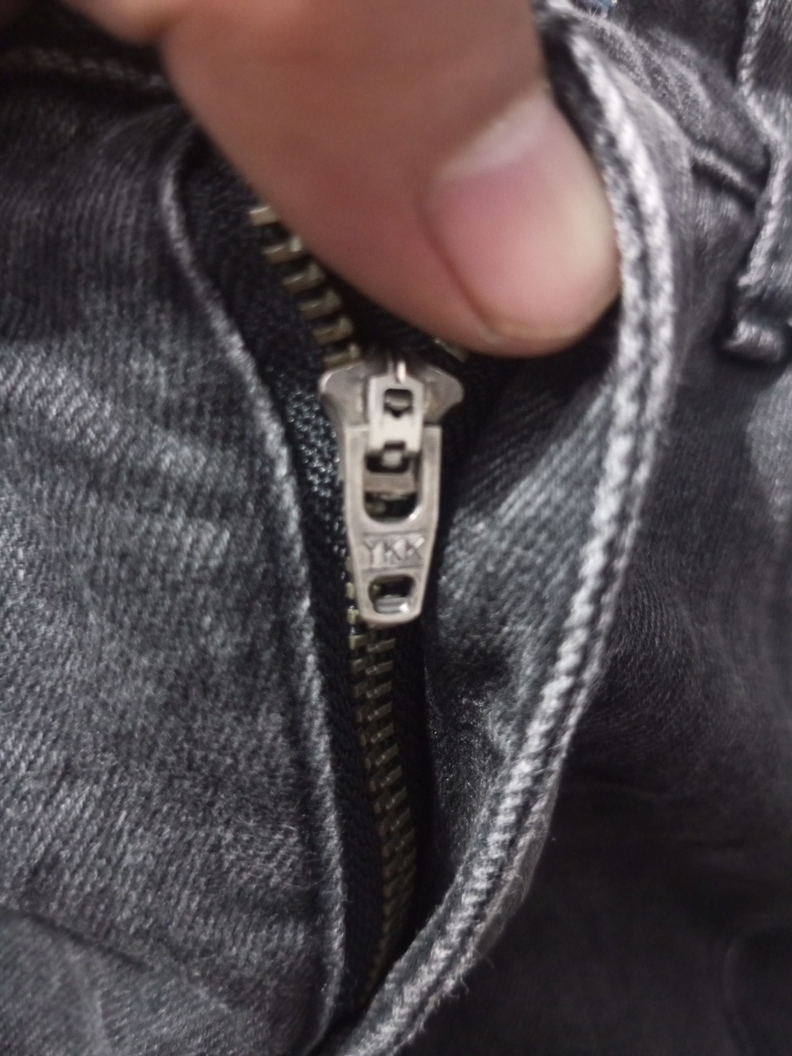 Undercover × Uniqlo Vintage uniqlo undercover slim jeans Size US 28 / EU 44 - 10 Thumbnail