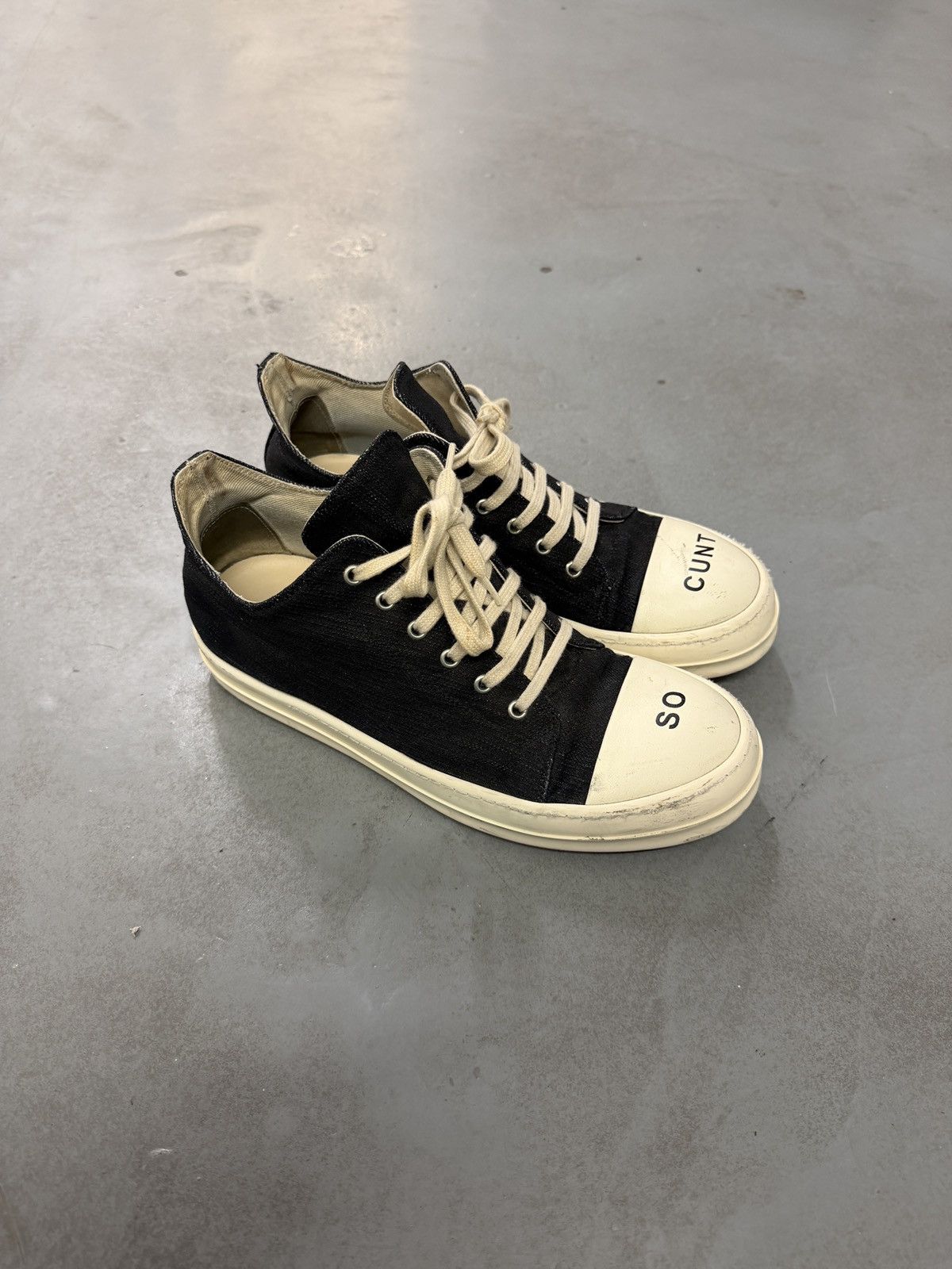 Rick Owens Drkshdw Rick Owens Drkshdw “So Cunt” Low Ramones Size US 10 / EU 43 - 1 Thumbnail