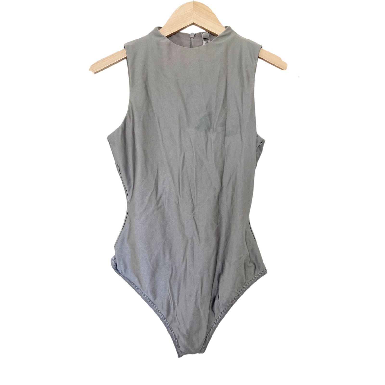 SKIMS Skims Metallic Sleeveless Bodysuit Sz M Size M / US 6-8 / IT 42-44 - 1 Thumbnail