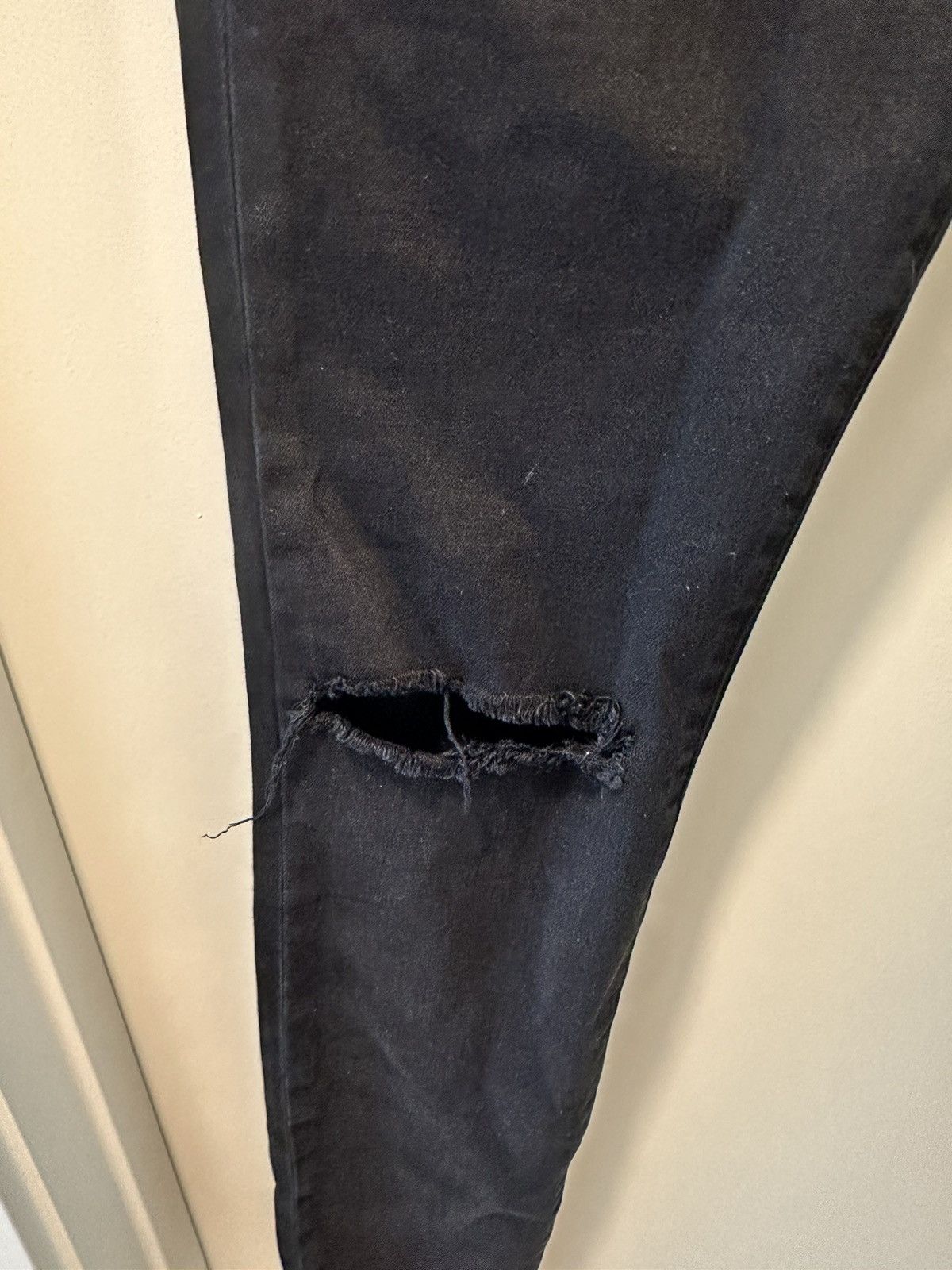 Frame Black Skinny Denim Jeans by Frame! Size US 32 / EU 48 - 6 Thumbnail