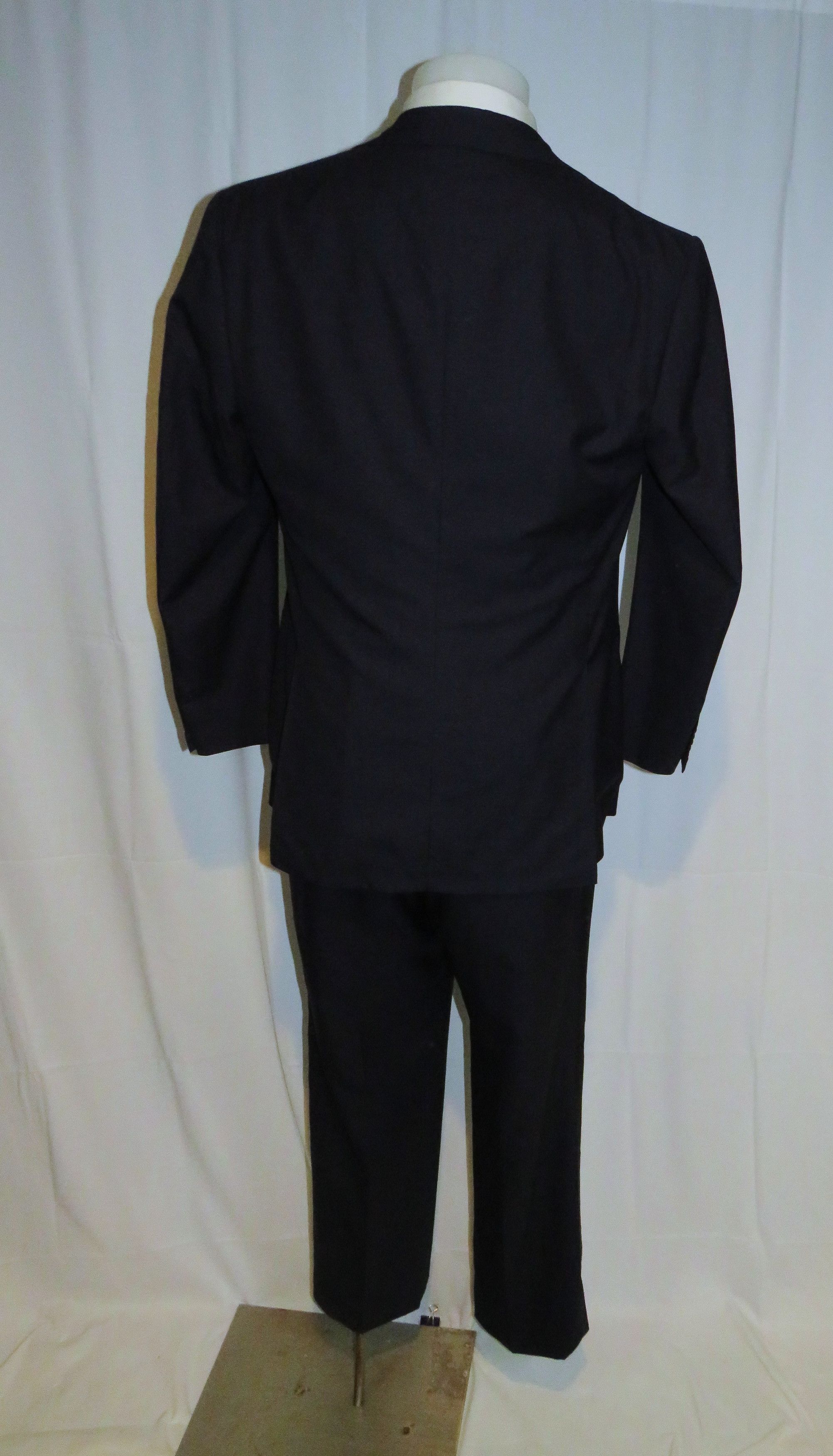 Cesare Attolini Cashmere Blend Navy Barethea Three Roll Two Tuxedo 44R Size 44R - 2 Thumbnail