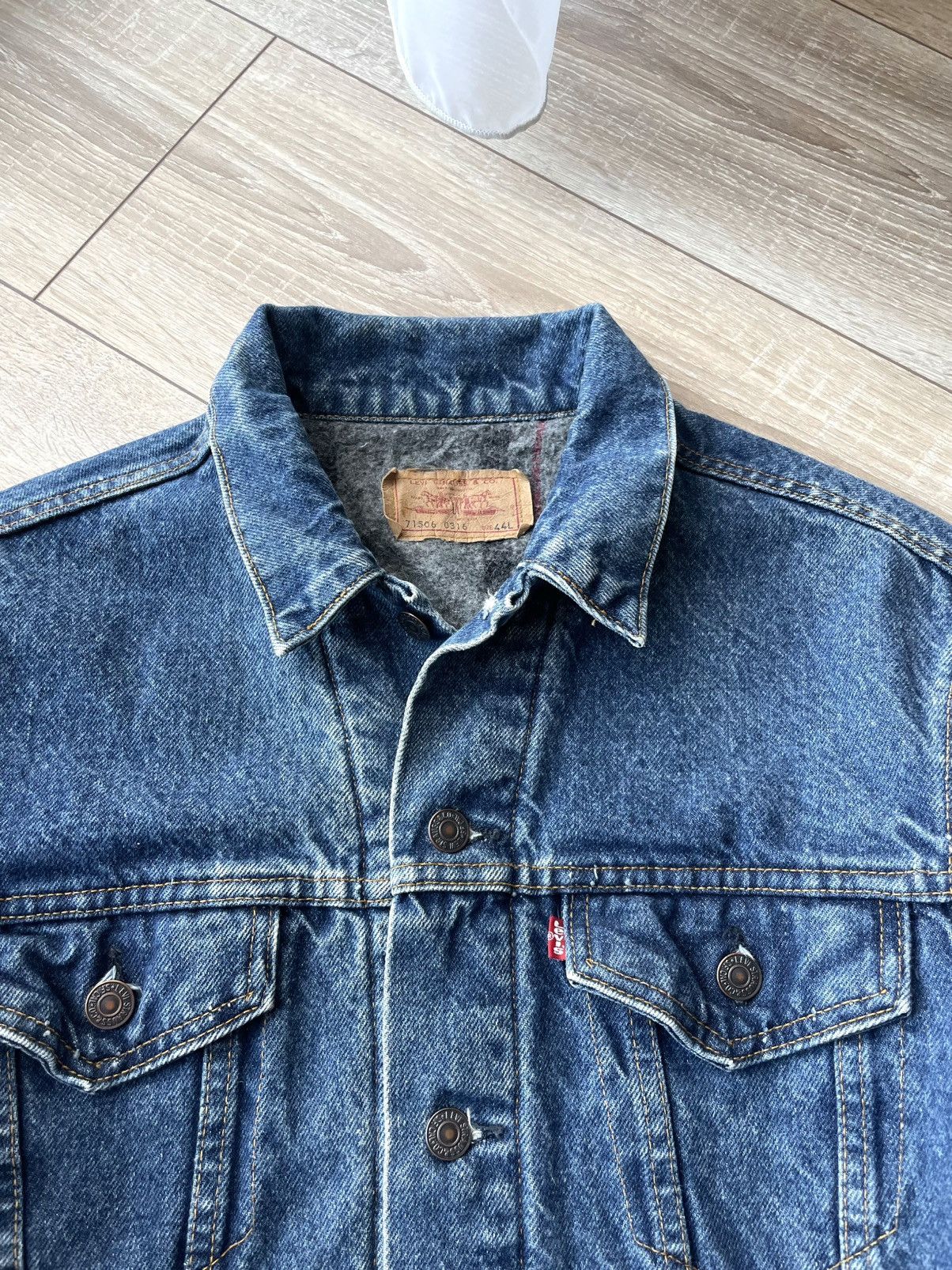 Levi's Vintage 90s Levis Made In USA Lined Denim Trucker Jacket 44L Size US M / EU 48-50 / 2 - 3 Thumbnail