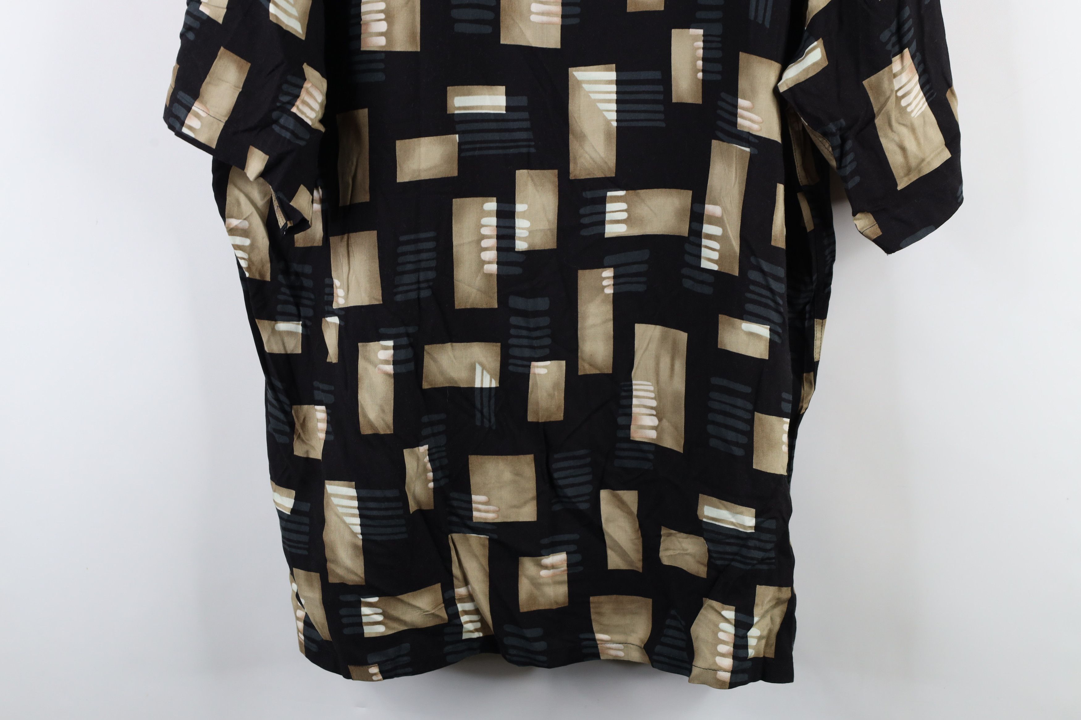 Vintage Deadstock Vintage 90s Streetwear Short Sleeve Collared Shirt Size US XL / EU 56 / 4 - 10 Thumbnail