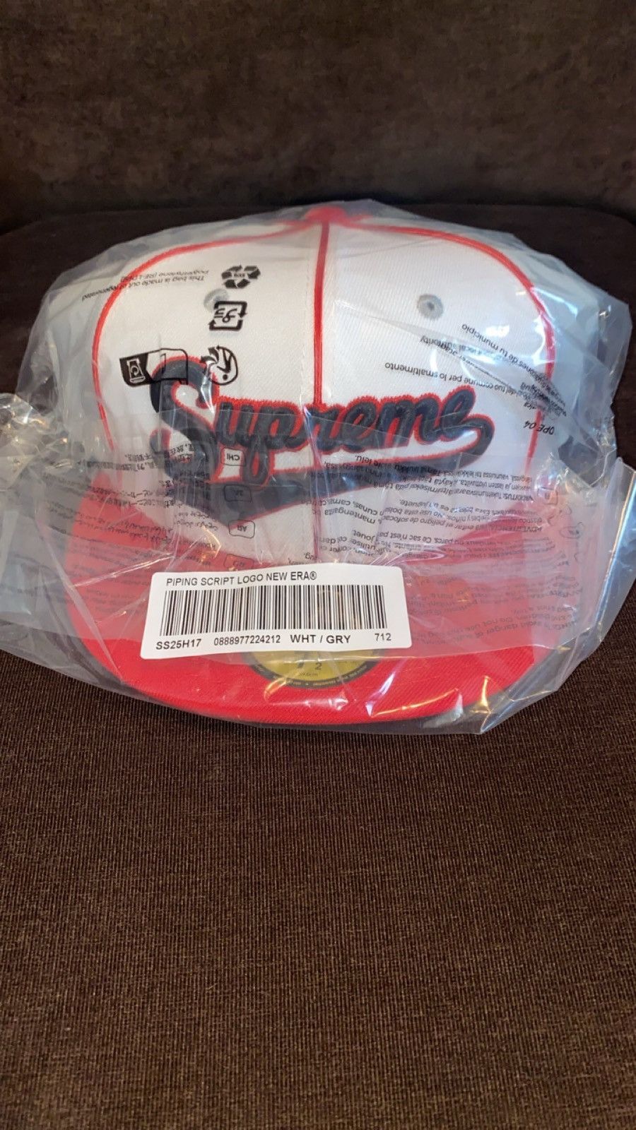 New Era × Supreme Supreme piping script logo new era Size ONE SIZE - 1 Thumbnail
